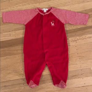 Kissy kissy holiday footie onesie 6-9 mo